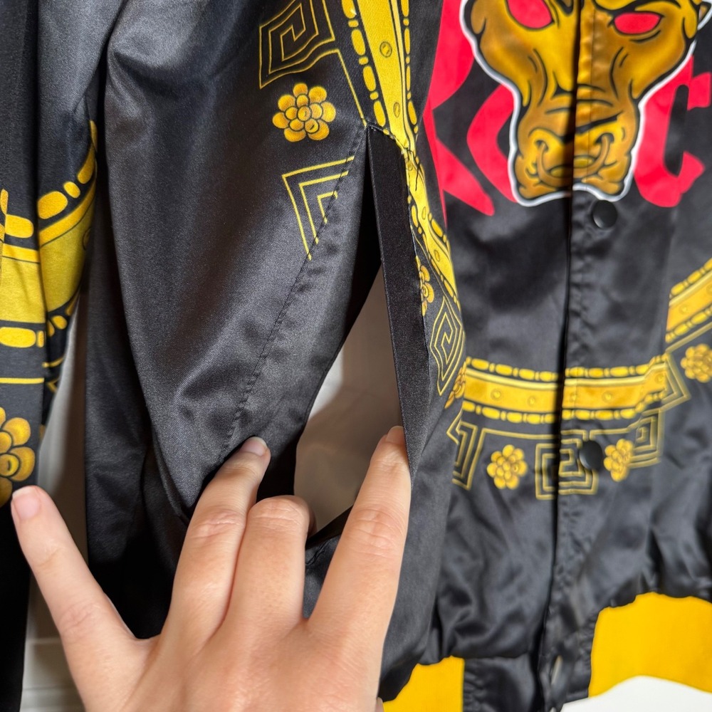 WWE The Rock Retro Fanimation Chalk Line Snap Jacket Sz XL - Picture 3 of 13